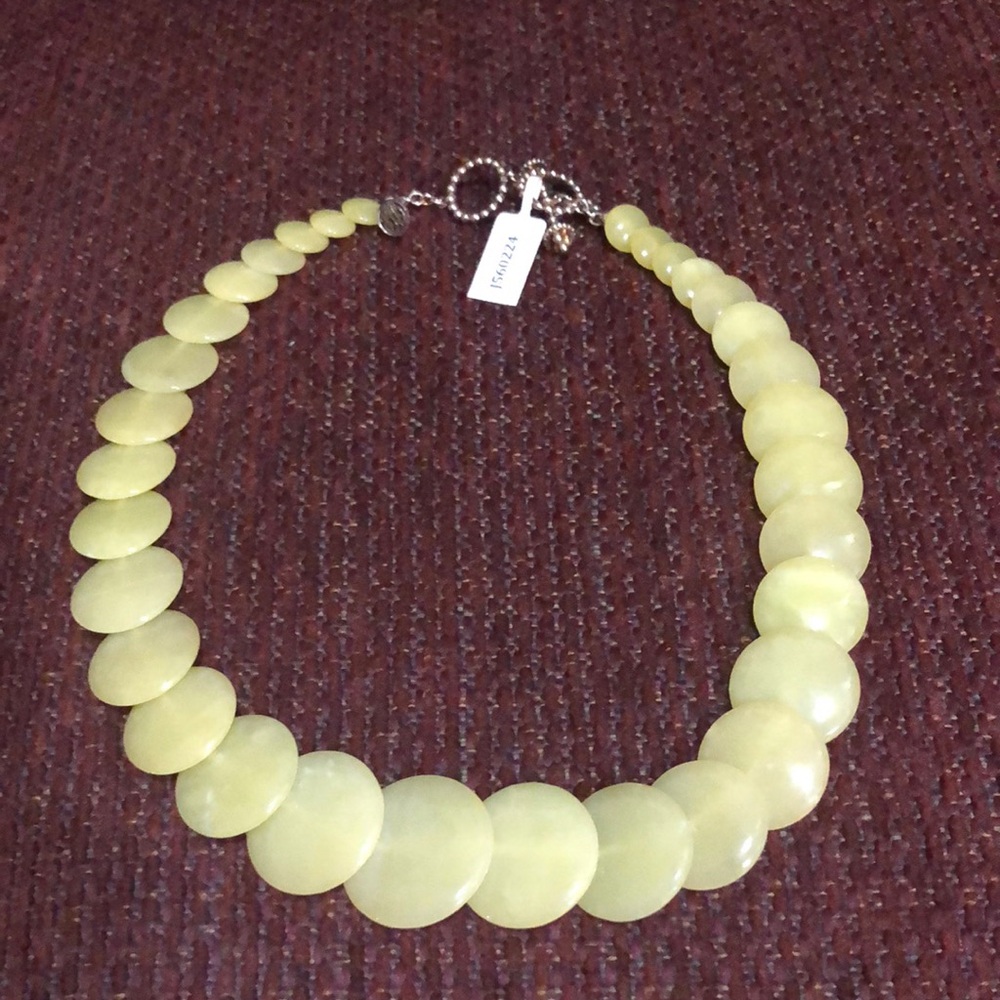Elegant Yellow Beaded Necklace New